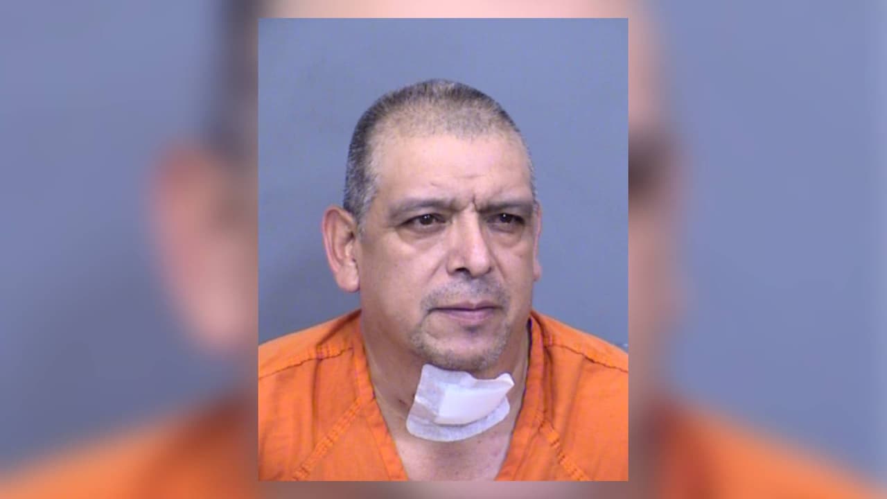 Exnovio apuñala a una madre frente a sus hijos por supuestos celos en Glendale