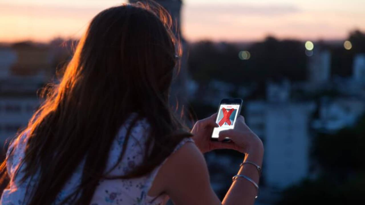 No más sorpresas en tu celular: castigarán el 'cyber flashing' en California