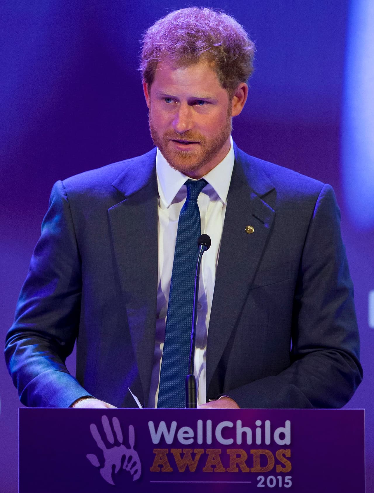 También dio un discurso como parte de la ceremonia.