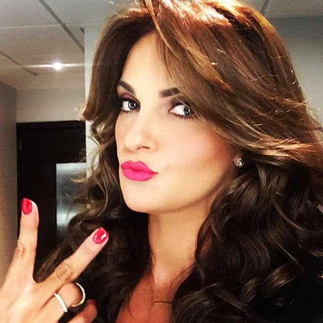 Aunque 
<b><a href="https://www.univision.com/famosos/mariana-seoane-confirma-que-termino-con-su-novio-gibran-jimenez-despues-de-tres-meses-de-haberse-reconciliado-fotos">la intérprete</a></b> de 'Me equivoqué' duda que un día se convierta en madre, aseveró que si cambia de parecer, no tendrá reparo en hacerlo público.