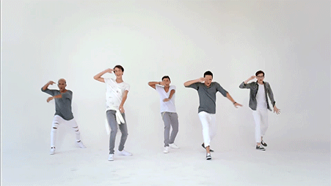 Saca tus dancing shoes and get on the dance floor. ¿No sabes bailar? No problem! Te dejamos estos pasos para que seas la estrella de la fiesta.