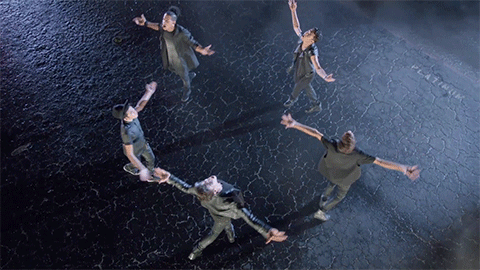 Saca tus dancing shoes and get on the dance floor. ¿No sabes bailar? No problem! Te dejamos estos pasos para que seas la estrella de la fiesta.