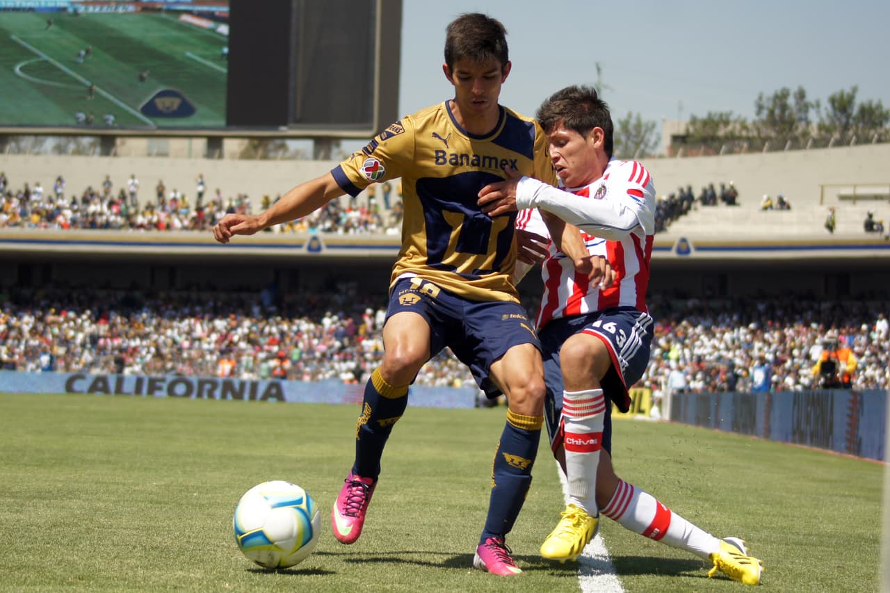 Carlos Emilio Orrantia surgió de la cantera universitaria como un extremo gambetero y veloz.