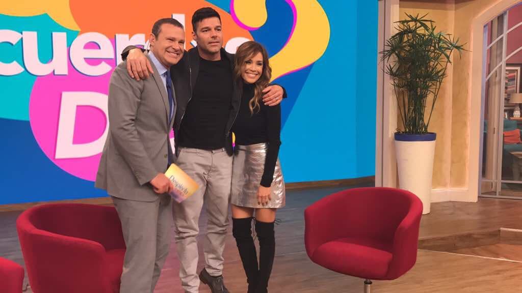 Ricky Martin se divirtió mucho recordando lo que ha sido su vida y su carrera.