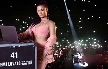 Demi Lovato cancela concierto en Londres por problemas de salud