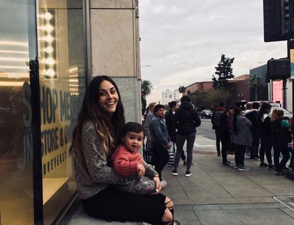 Sin duda, su cumpleaños número 28 marcó su vida, pues en ese año conoció la maternidad al tener entre sus brazos a 
<b><a href="https://www.univision.com/programas/novelas/las-fotos-mas-divertidas-de-zuria-vega-y-su-hija-fotos">Lúa</a></b>. Ahora a sus 29 continúa esta linda aventura.