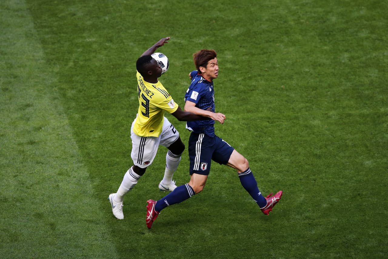 Todo sucedió tras un forcejeo y error del defensa colombiano Dávinson Sánchez en un balón aéreo.