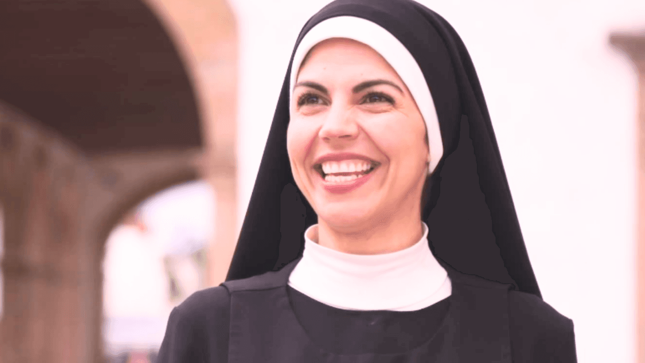 Carolina al fin es libre | Monteverde | Capítulo 79