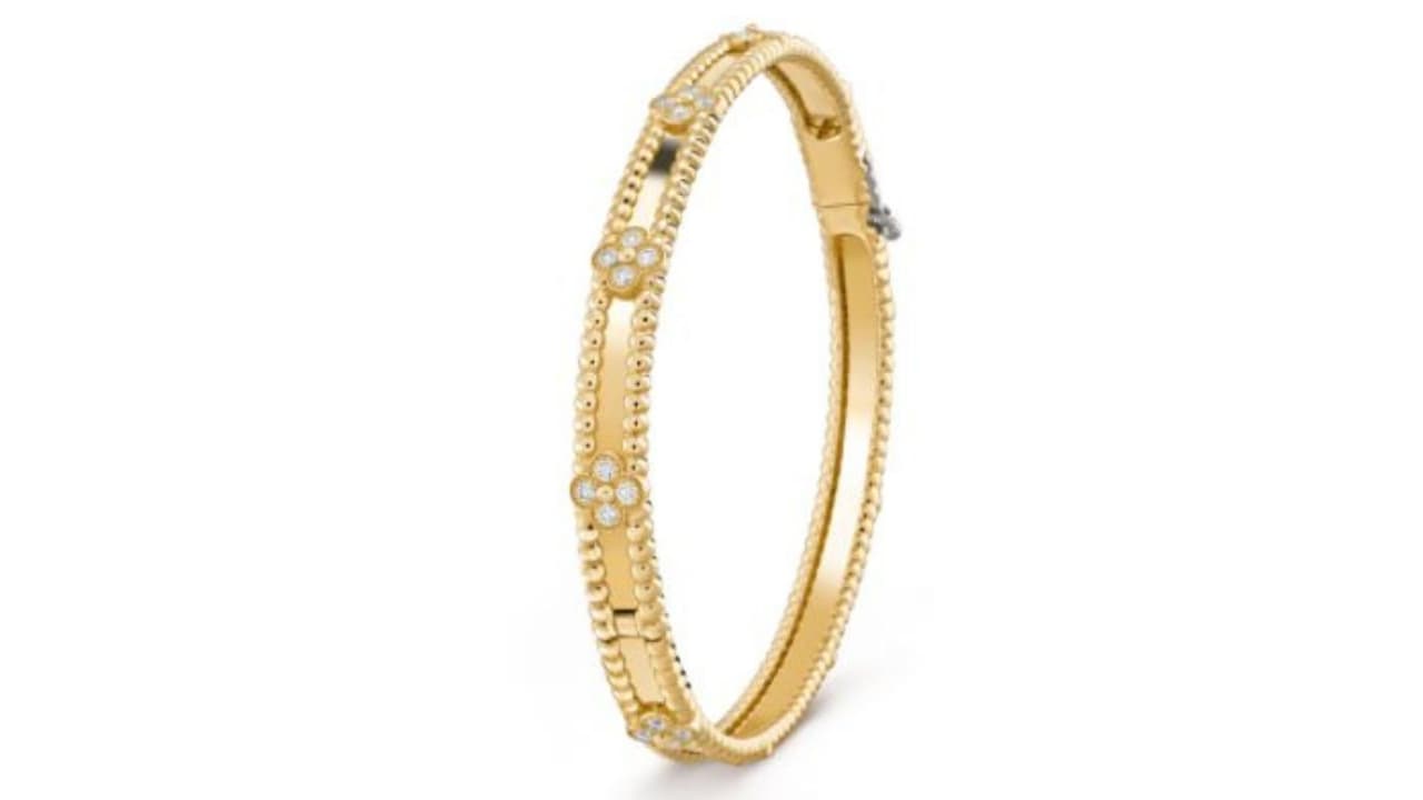 Brazalete de oro de Van Cleef & Arpels