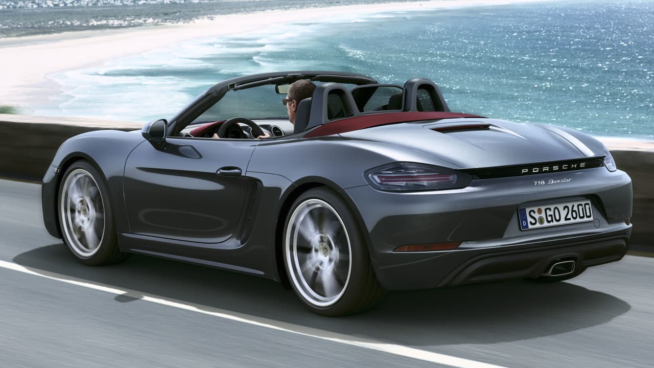 El Porsche 718 Boxster mantiene el escape central de las versiones anteriores