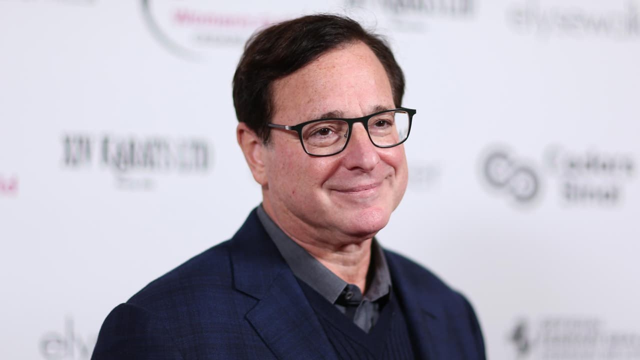 Familia de Saget demanda al condado de Orange para evitar que se publique cierta información sobre la muerte del actor