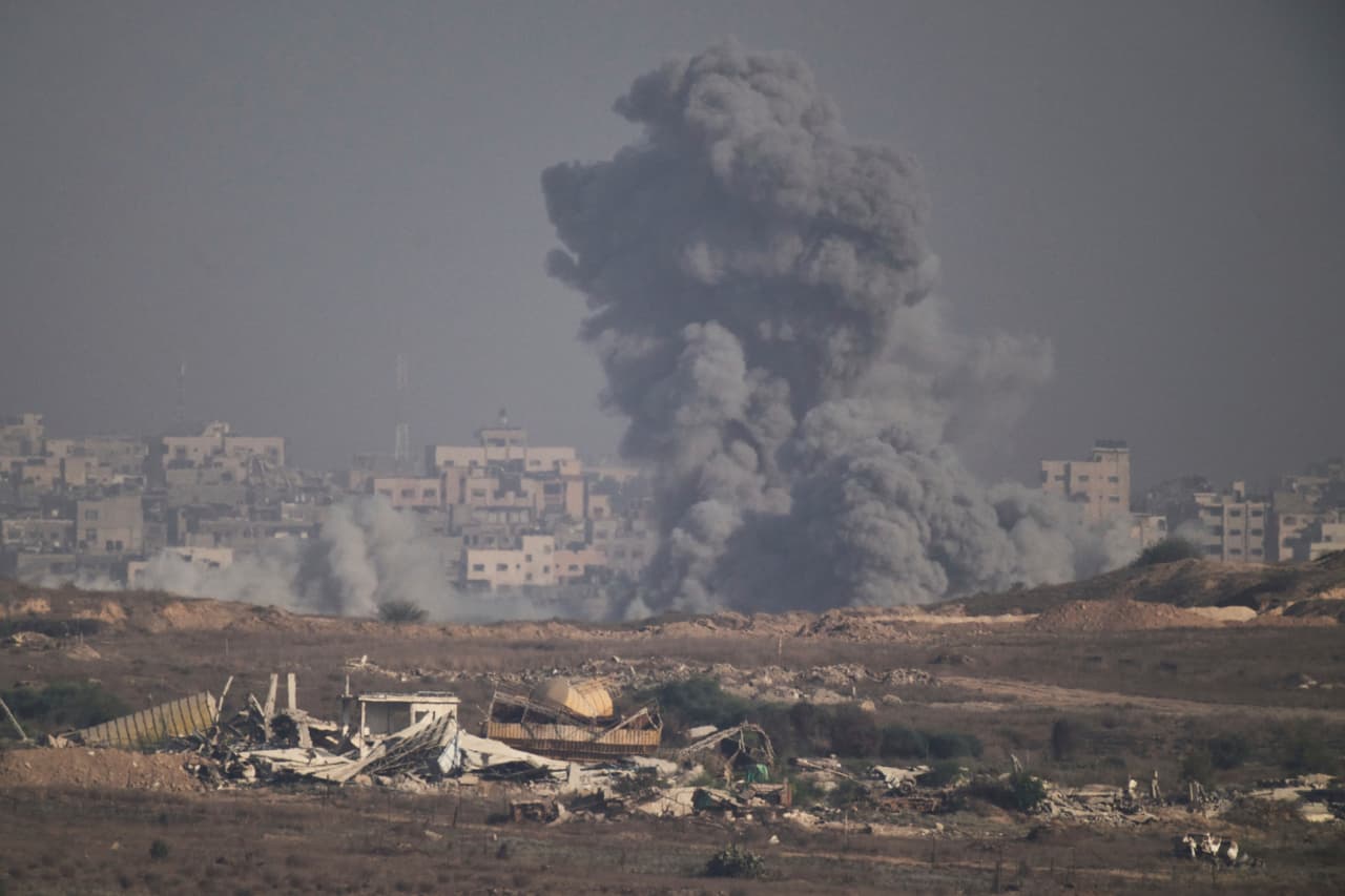 Ataque aéreo israelí contra hospital de Gaza deja 19 muertos, incluidos 4 periodistas