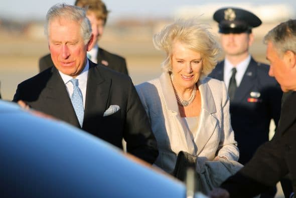 Clarence House informó además que “
<b>La duquesa de Cornwall</b> también ha sido examinada, pero no tiene el virus”.