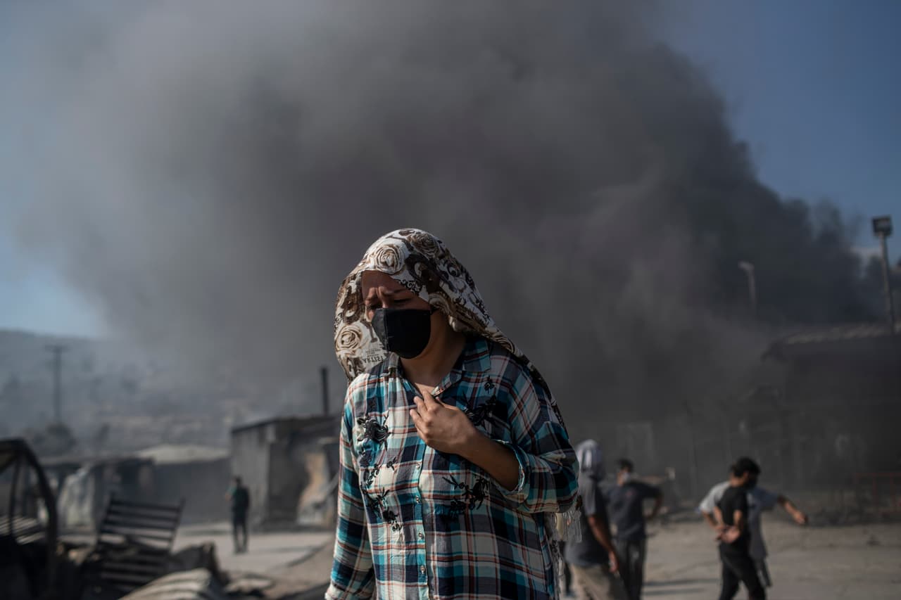 Algunos se preguntan que les deparará el futuro. Huyeron de la muerte y ahora la muerte los persigue a cada paso. Y también la soledad y la falta de oportunidades.