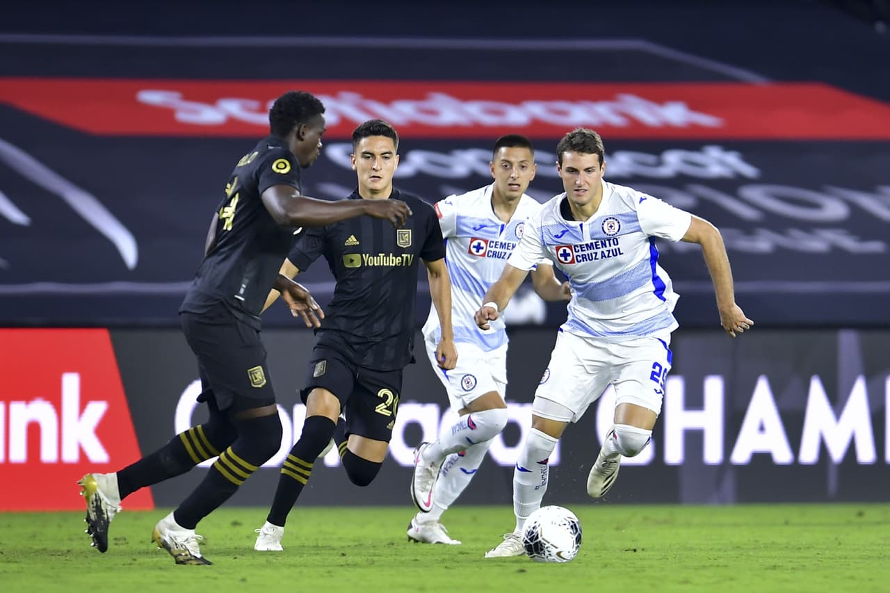 Gracias al covid-19, el partido de ida entre Cruz Azul y LAFC no se pudo jugar. Este 16 de diciembre de 2020, el LAFC logró imponerse 2-0 a Cruz Azul en Orlando para llegar a la soñada semifinal.