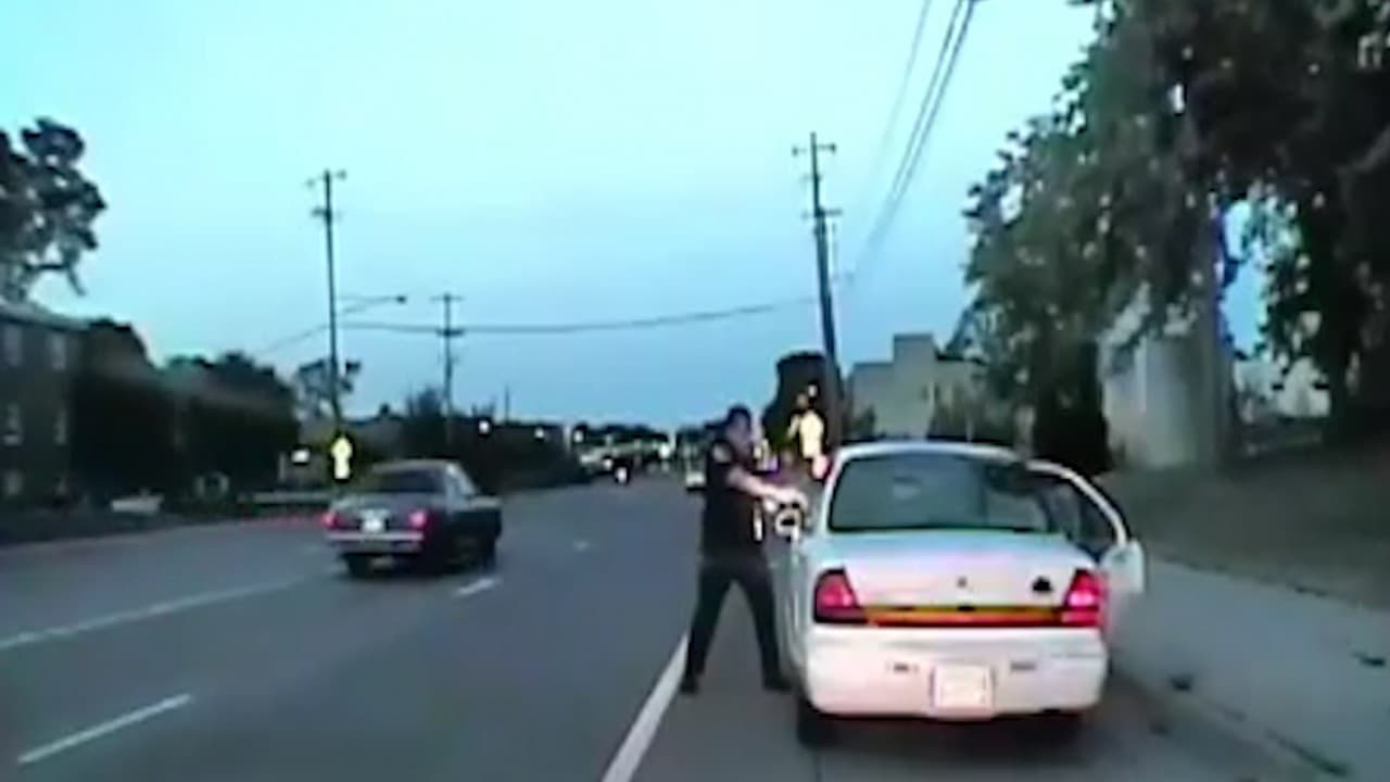 Publican el video del momento en el que la policía mata a Philando Castile en su auto