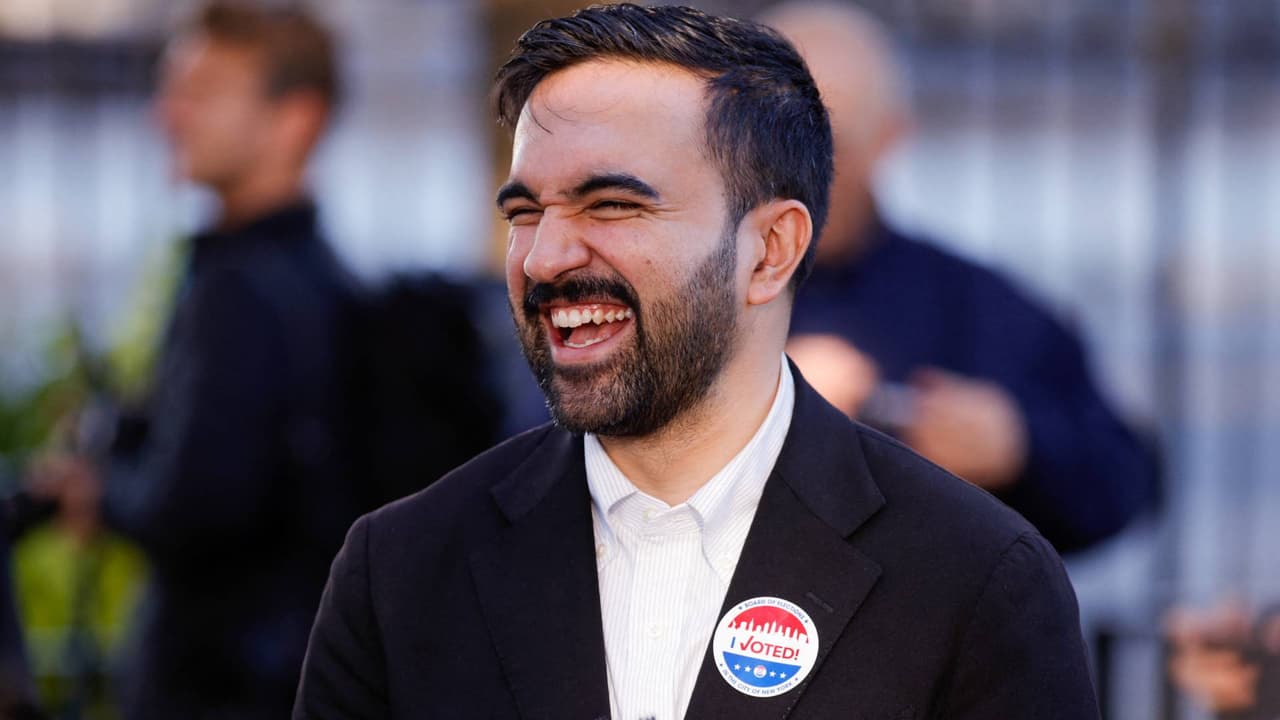 Zohran Mamdani gana la alcaldía de Nueva York y desata una fiesta entre sus seguidores demócratas