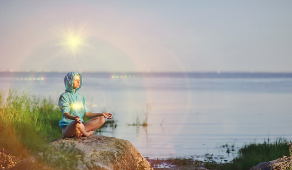 <h3 class="cms-H3-H3">¿De qué está hecha el aura? </h3>
<br>El aura está hecha de 7 capas o cuerpos sutiles, según los expertos en el tema. Cada cuerpo se interconecta y se afectan mutua y simultáneamente.
<br>Los cuerpos que componen el aura son: el cuerpo etéreo, el emocional, el mental, el astral, el espiritual, el celestial y el divino.
<br>