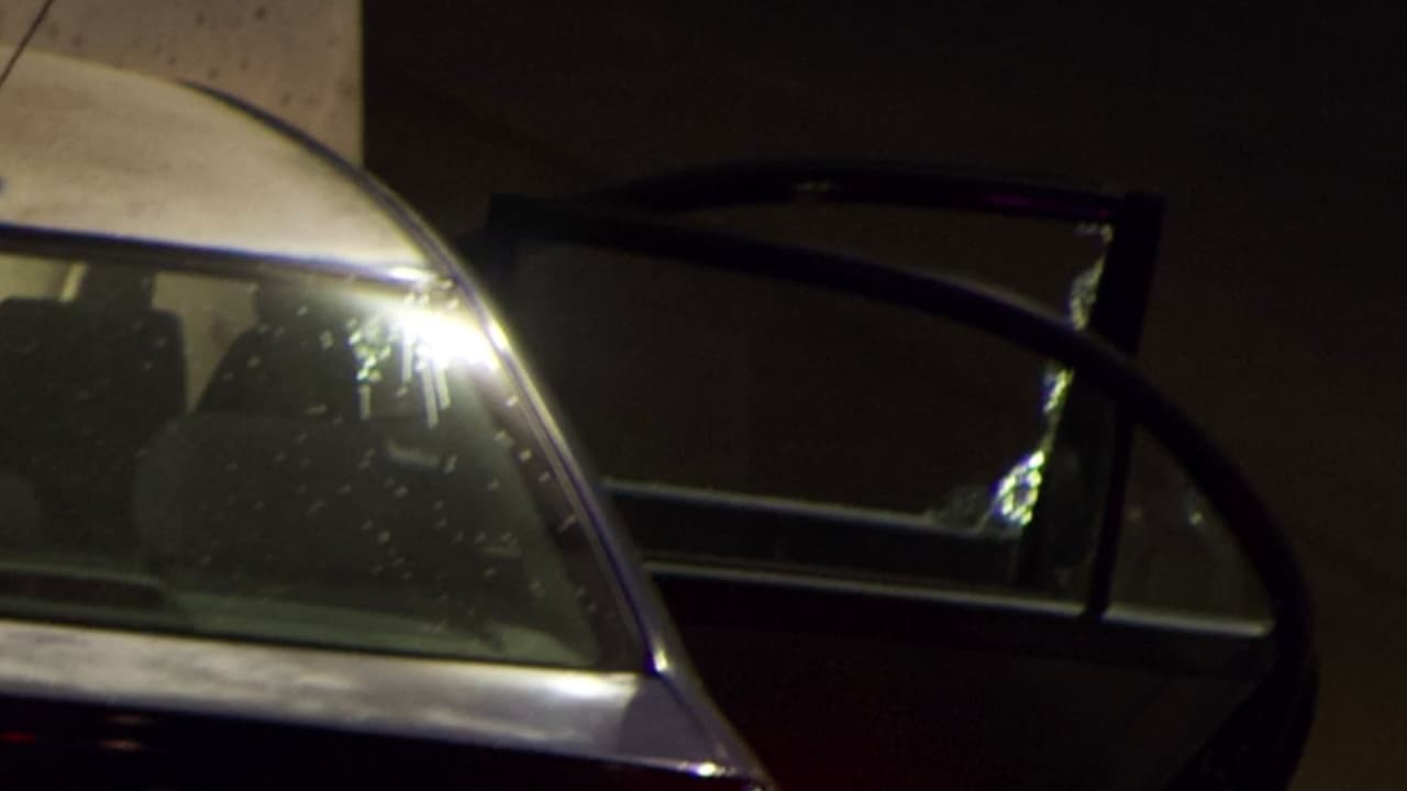 Matan a hombre a balazos desde auto en movimiento en el noreste de Houston