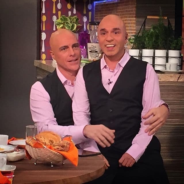 ¿Quién es quién? Parece que Lisardo tiene su pequeño clon.