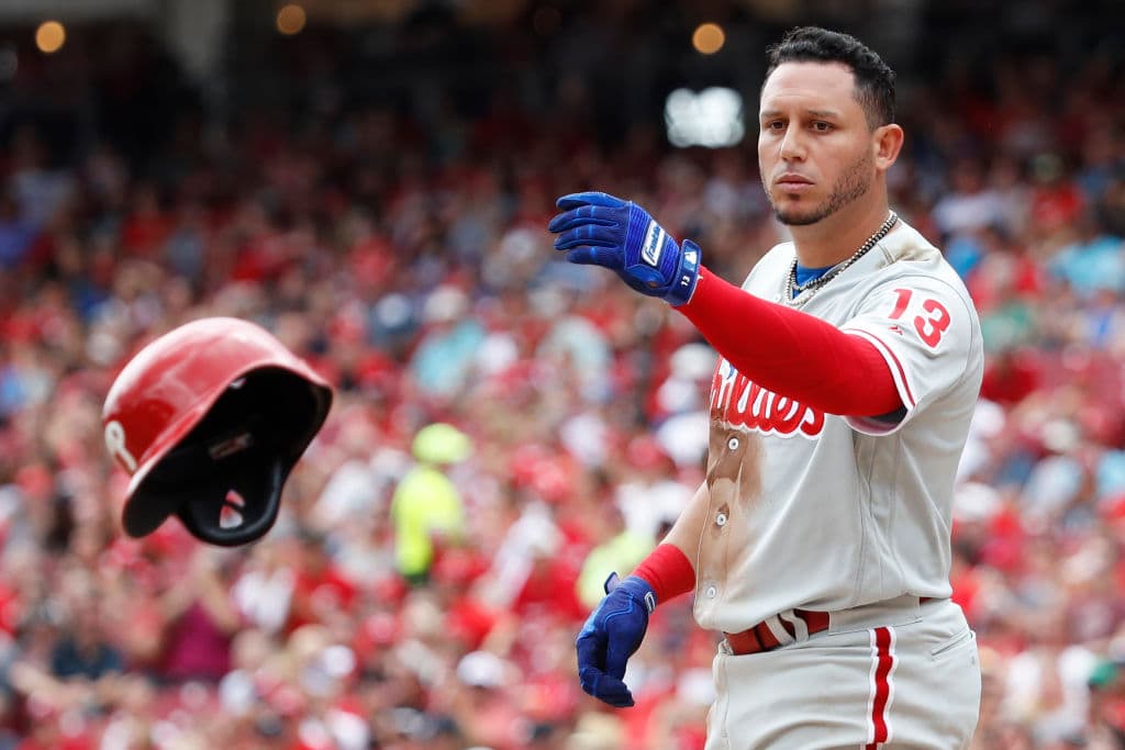 El infielder venezolano Asdrubal Cabrera va de los Mets a los Philadelphia Phillies. New York recibe a uno de los mejores prospectos de las Grandes Ligas, el pitcher Franklyn Kilome (RHP).
<br>