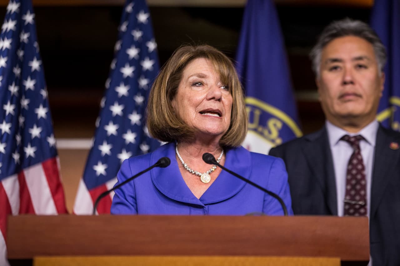 Esta congresista de California está en la mira por una venta de acciones antes de la crisis del coronavirus