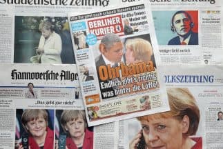 La implementación de mecanismos técnicamente más avanzados y sofisticados, de los sistemas de control permiten a los gobiernos y las grandes empresas comerciales tener acceso constante a nuestra información personal, monitorear dónde vamos, qué hacemos en cada momento, nuestras preferencias, amistades, conversaciones supuestamente privadas y personales que ya no lo son más pues todo está ahora registrado en las grandes “nubes” cibernéticas en las que está almacenada toda nuestra vida y rutina diaria.