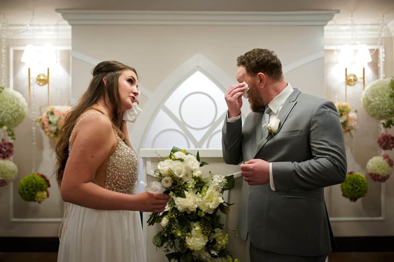 Madison y Seth Thomas emocionados después del casamiento. 
<b>"Queremos hacer algo por ellos"</b>, dijo Seth Thomas sobre una fiesta que celebrarán más adelante con amigos y familiares. 
<b>"Pero esto es para nosotros</b>", agregó.
<br>