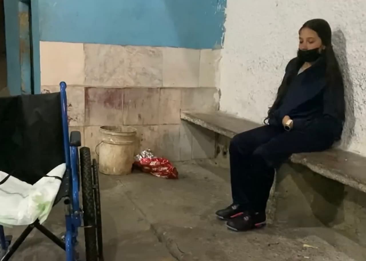 La vida de una adolescente venezolana de 16 años cambió para siempre en 2017, cuando una bala perdida impactó en su espalda y perdió la movilidad de sus piernas. 
<br> 
<br>