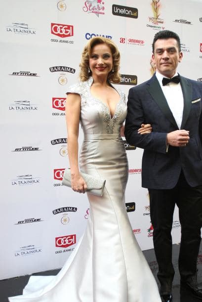 La fuente dijo a la revista que la actriz no paraba de llorar cuando les dieron a conocer la noticia.