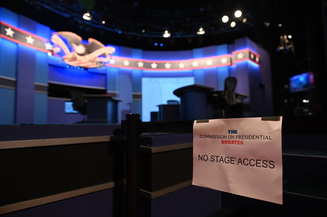 Todo listo para la contienda. La senadora de California tiene una posición única para atacar a Pence sobre la gestión que ha hecho el gobierno de Trump de las divisiones raciales, los asuntos relacionados con la mujer, el coronavirus y los nominados presidenciales a la Corte Suprema. 
<br>