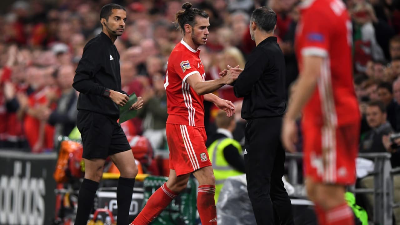 Ryan Giggs renuncia a su cargo como entrenador del equipo de Gales 