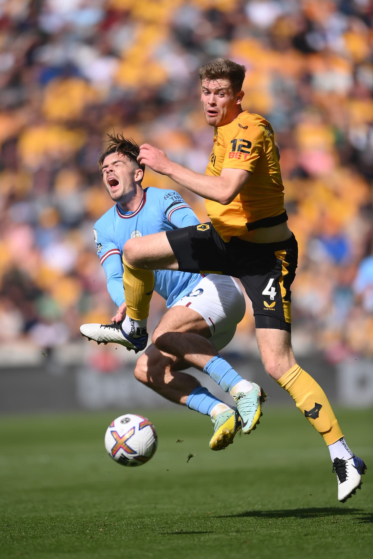 Manchester City goleó 0-3 a Wolves en la Jornada 8 de la Premier League con goles de Jack Grealish, Erling Haaland y Phil Foden.