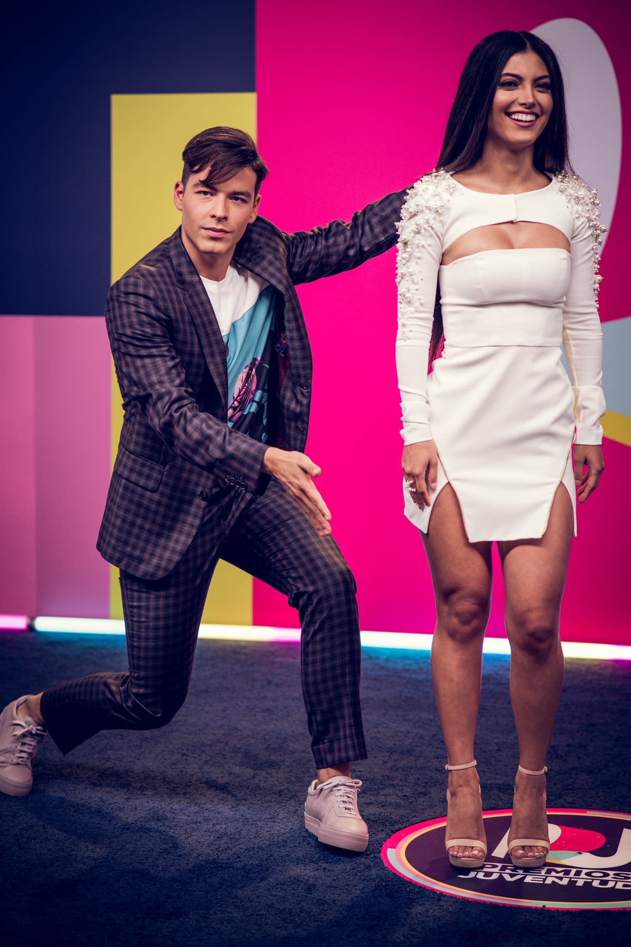 "A pesar de que nos conocimos apenas hace unos cuatro días, nos hemos llevado muy bien y me siento más que feliz de estar aquí", dijo a las cámaras de Univision.