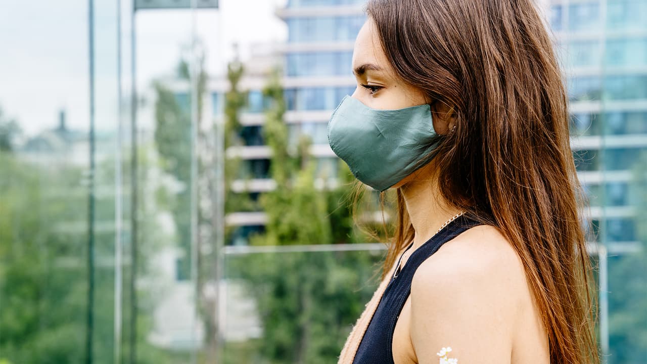 Los síntomas del 'long covid' pueden hacerte perder tu empleo: advierte una experta 