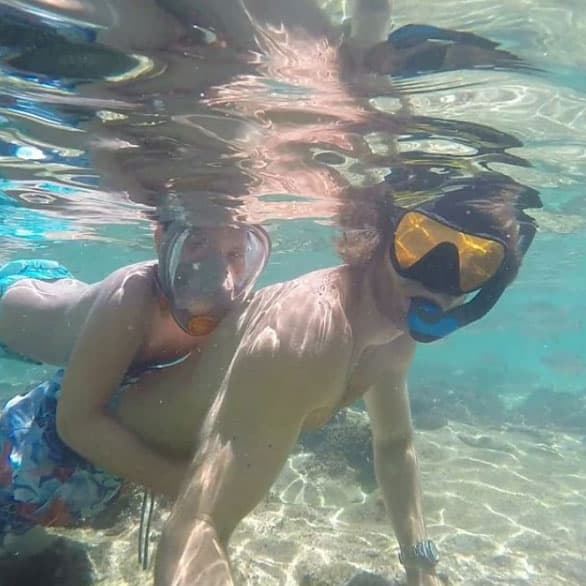 Sebastián Rulli no suele compartir fotos del rostro de su hijo con Cecilia Galliano, Santi, pero sí de las experiencias que pasan juntos, como estas vacaciones.