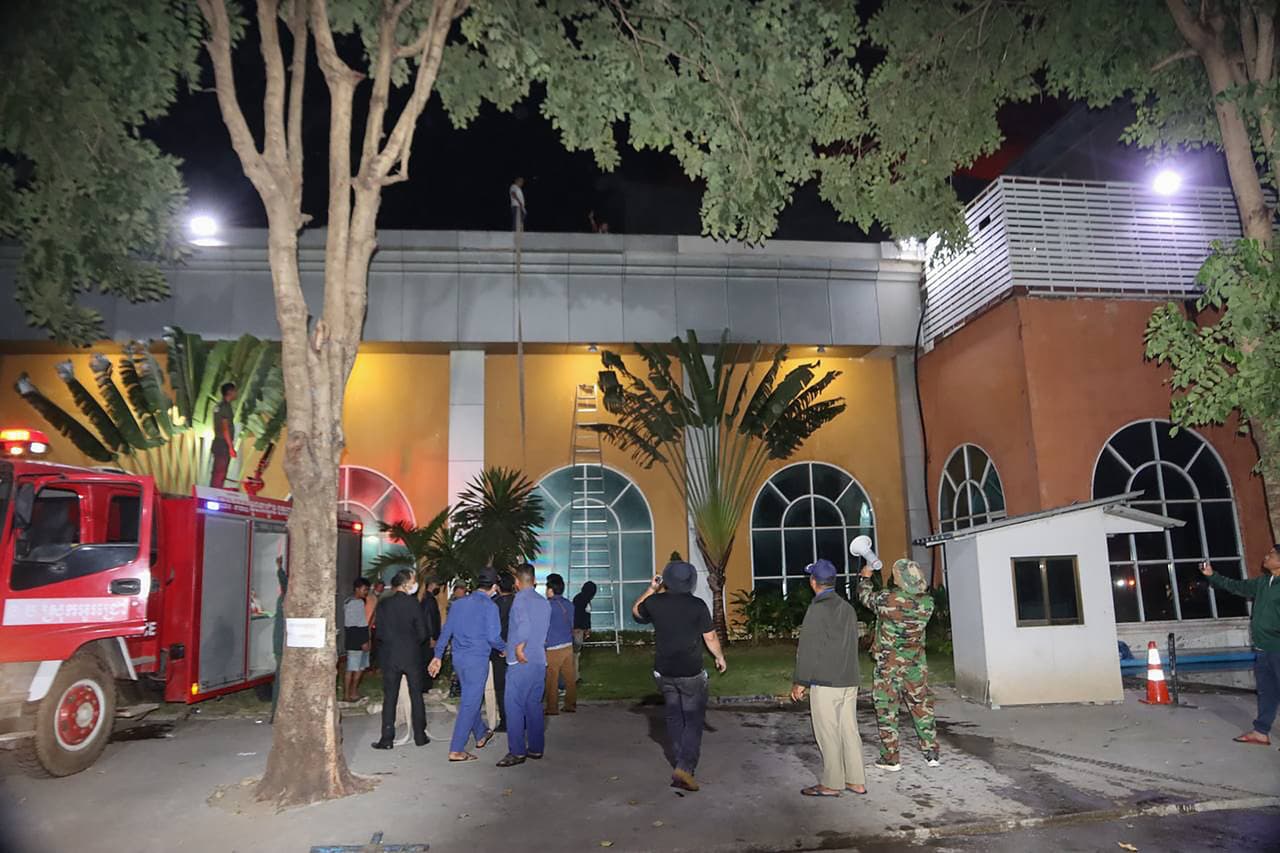 El Grand Diamond City es uno de los muchos hoteles con casino ubicados a lo largo de la frontera entre Camboya y Tailandia, y Poipet es un popular destino vacacional para visitantes del reino vecino, donde la mayoría de las apuestas están prohibidas.