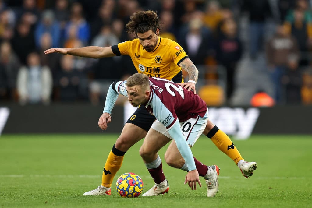 El lobo mexicano volvió a tener gol con los Wolves y los locales vencen 1-0 al West Ham United.