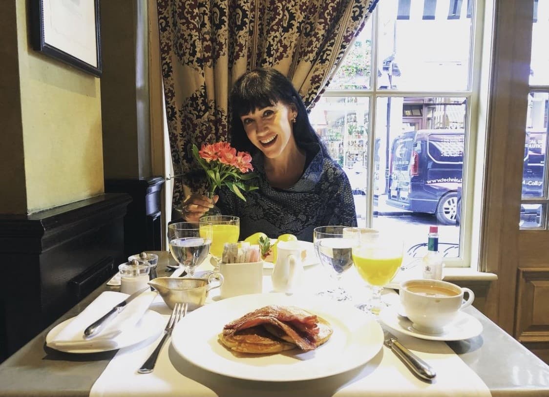 La actriz y cantante mexicana confesó que el divorcio con su esposo Daniel Gruener la llevó a medicarse.