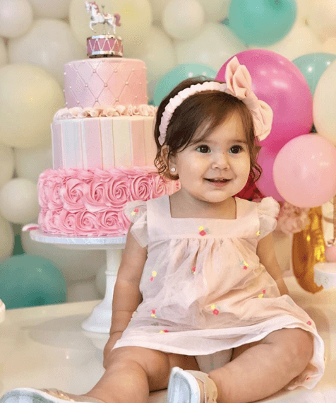 Ella lució como una princesa sacada de un cuento de hadas.