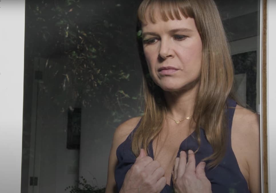 <b>Teresa Rivera</b>
<br>La actriz Nailea Norvind se lució como ‘mala madre’ en ‘
<a href="https://www.univision.com/novelas/la-candidata/descubre-la-historia-de-la-candidata">La candidata</a>’ (2016), ya que su personaje es una mujer divorciada que al no superar su separación chantajea emocionalmente a su hija adolescente para herir a su exmarido.