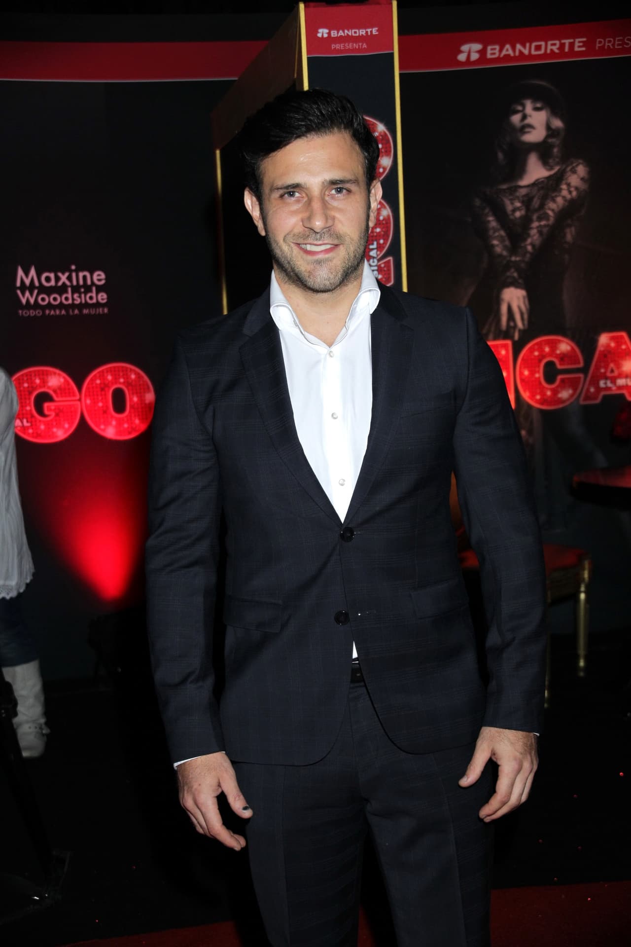 Y finalmente, Alex Kaffie menciona a Carlos Ferro en la lista de actores que buscan un lugar en 'El privilegio de amar'.