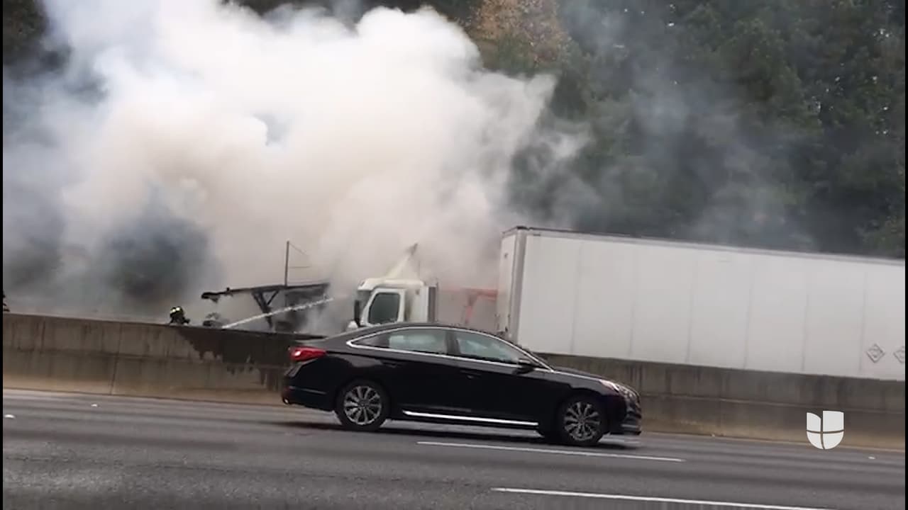 Las autoridades recomiendan tomar vías alternas como la I-85/SB a GA400