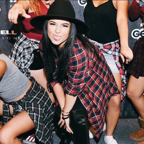 Es por ello que fue a visitar a los estudiantes de la escuela Compton High School.