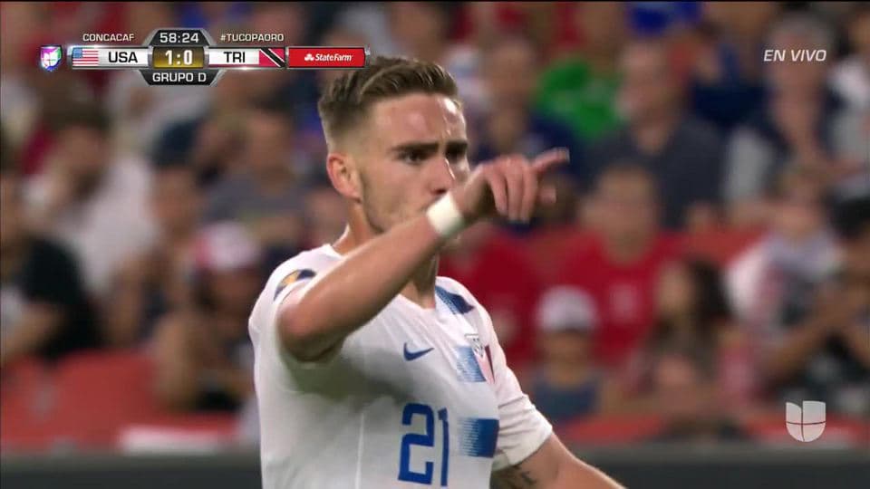 Tiro de esquina para Trinidad and Tobago