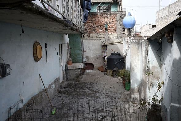 El operativo se llevó acabo en la colonia Santa María Aztahuacan, muy cerca de Nezahualcoyotl, uno de los municipios más poblados del país.