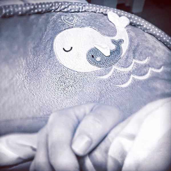 Esta fue la primera fotografía que la colombiana subió a Instagram para presentar a su hijo: "Y solo se me ocurre amarte...".