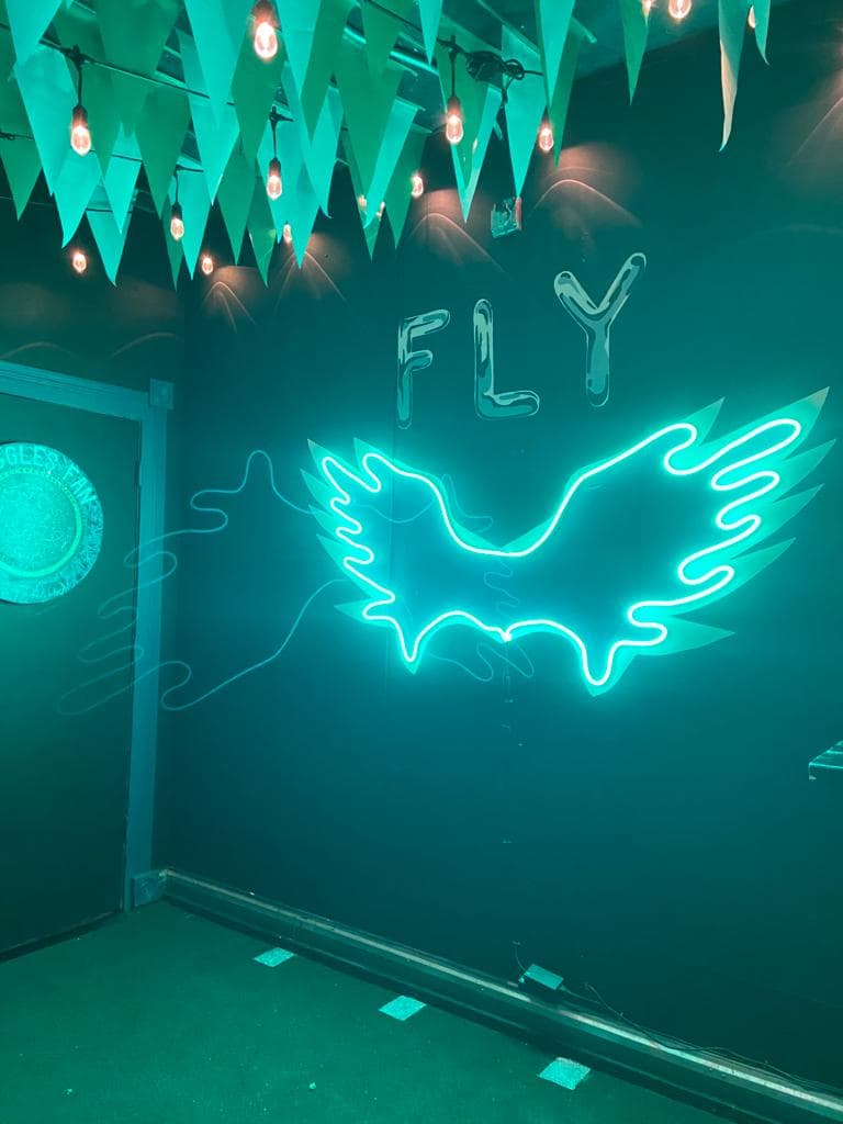 "Nunca ha habido un mejor momento para ser fanático de los deportes de Filadelfia y queremos celebrar esa energía y emoción", dijo el propietario Teddy Sourias en un comunicado. "Queremos reunir a los mejores fanáticos del deporte del mundo en un solo lugar para apoyar a nuestra ciudad".