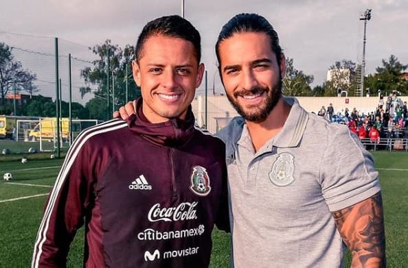 Oribe Peralta presume estar más “hermoso” que ‘Chicharito’ y Maluma