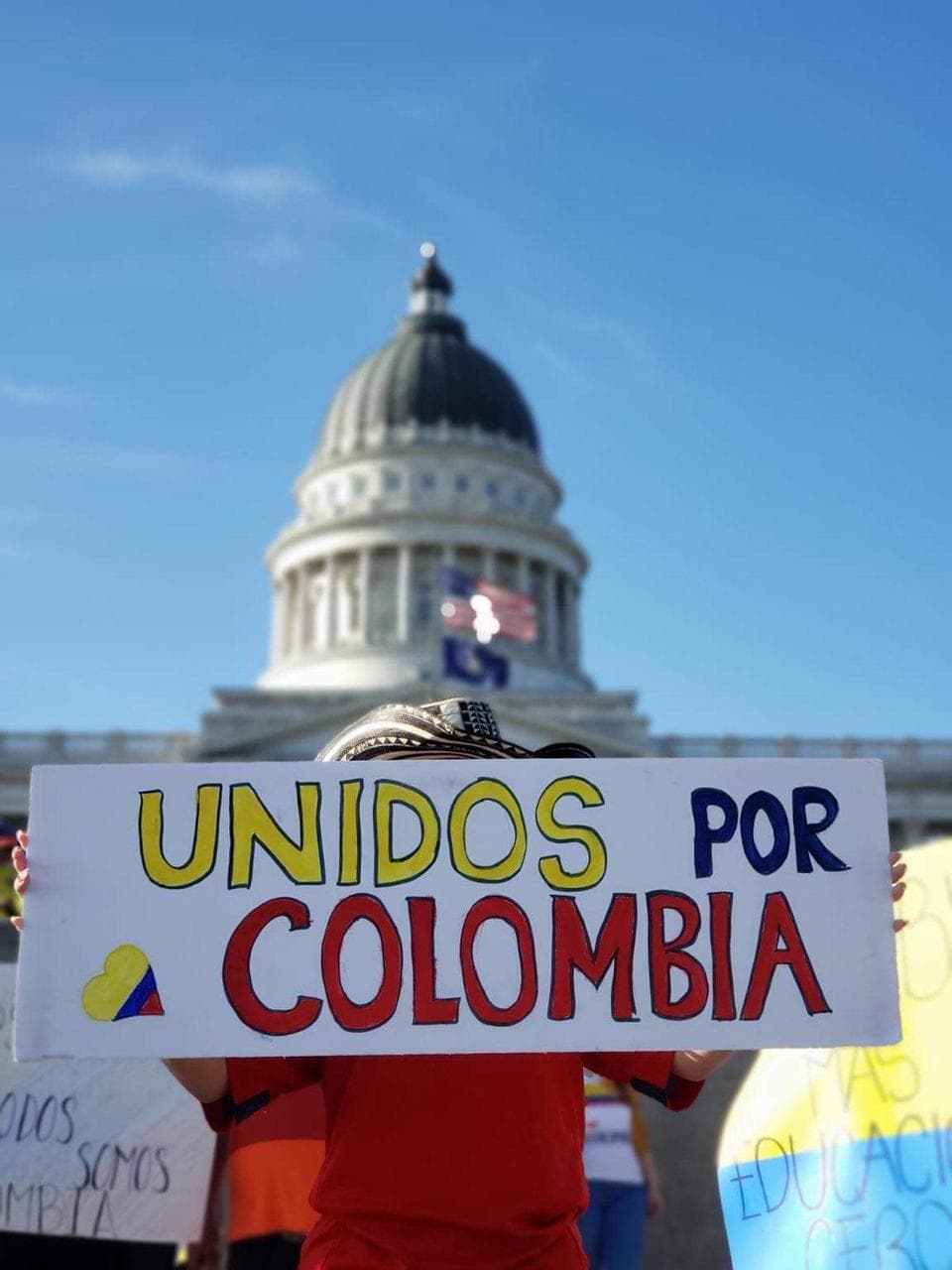Los manifestantes enviaron un mensaje de paz por la unidad en Colombia.